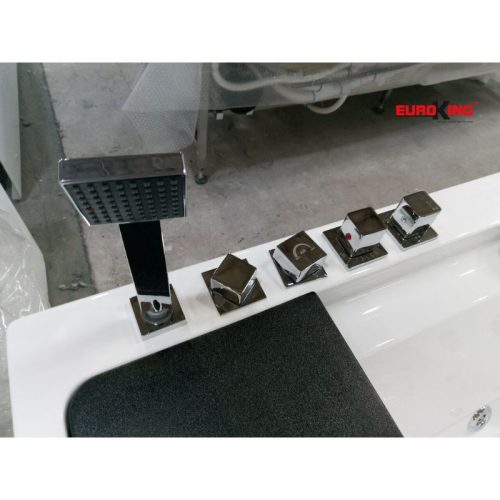 Hình ảnh bồn tắm massage EuroKing EU-1102B